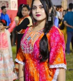 Maheen Sultan, 39 years old, Woman, Matiari, Pakistan
