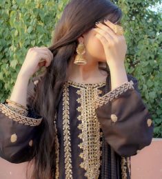 Haniya Shahid, 44 years old, Woman, Kambar, Pakistan