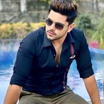 Ashfaq Anwar, 26 years oldKhalabat, Pakistan