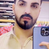 Kamal Riaz, 31 years oldBat Khela, Pakistan
